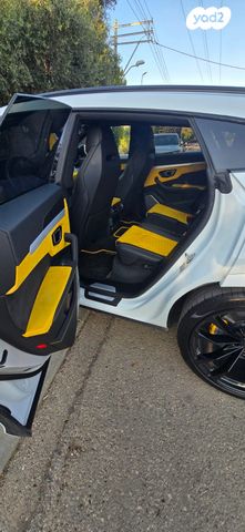 למבורגיני אורוס