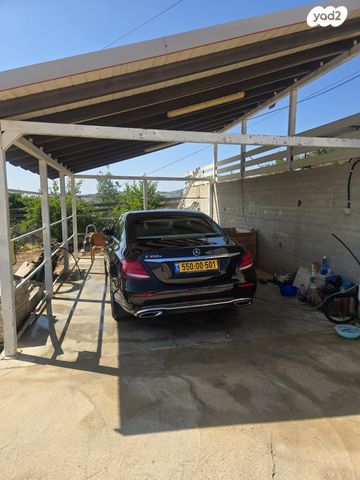 מודעת רכב מרצדס-בנץ E-class