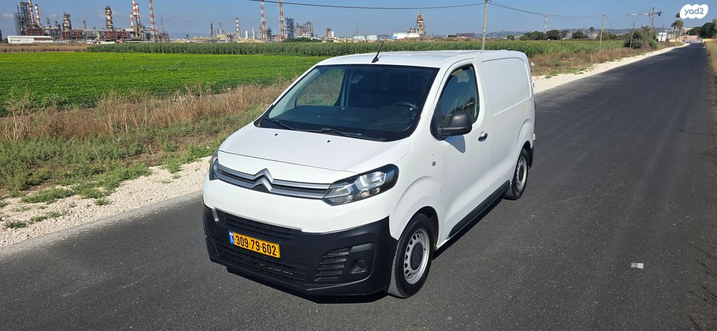 מודעת רכב סיטרואן ג'אמפי