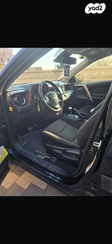 מודעת רכב טויוטה RAV4