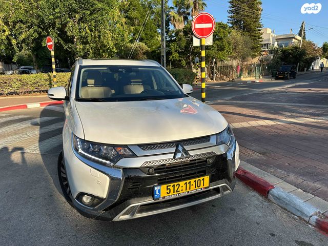 מודעת רכב מיצובישי אאוטלנדר