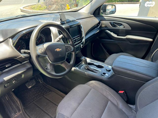 שברולט טראוורס