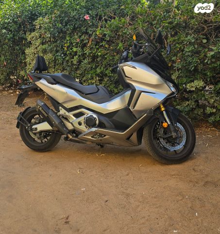 מודעת רכב הונדה פורזה 750