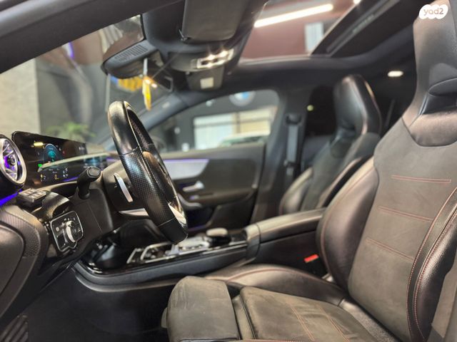 מרצדס-בנץ CLA