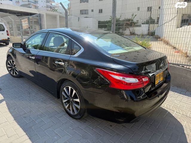 ניסאן אלטימה