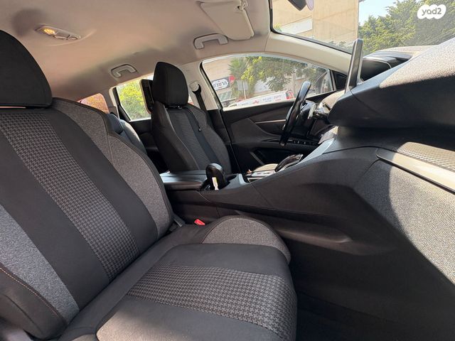 מודעת רכב פיג'ו 5008 2