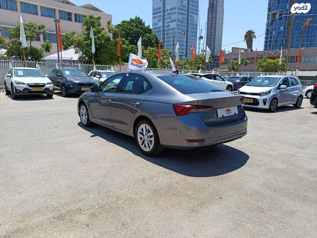 סקודה אוקטביה