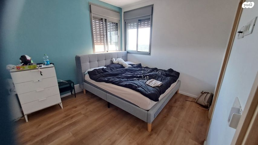 דירה, לוטם 33, הפרחים, חריש