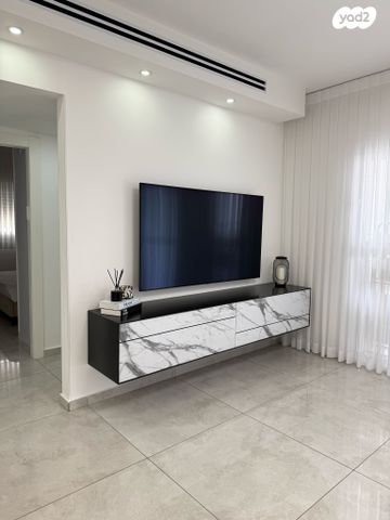 דירה, מבוא העירית 12, רובע ח', אשדוד