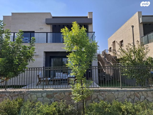 דו משפחתי, הגליל 1, כרם רעים, טלמון