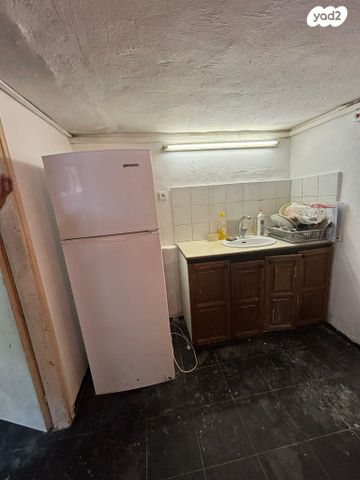 סטודיו/ לופט, הכובשים 13, כרם התימנים, תל אביב יפו