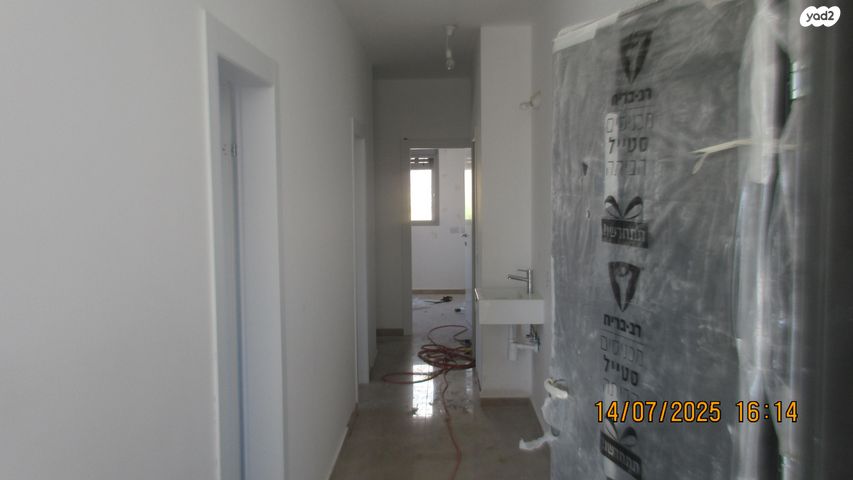 גג/ פנטהאוז, אבנר חי שאקי 27, גילה, ירושלים