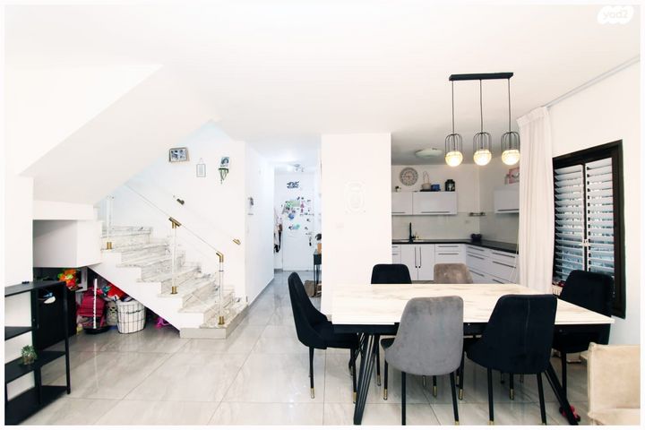 דירת גן, האר"י, רמת חן ובן ציון, נתניה