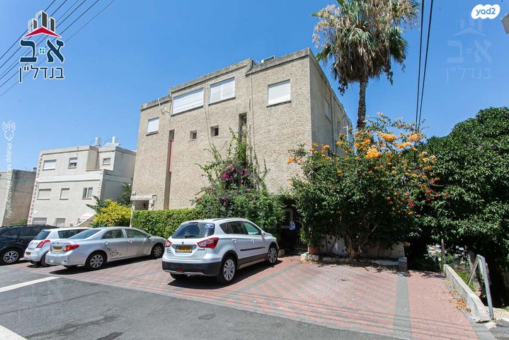 דירה, אלכסנדר ינאי, כרמליה, חיפה