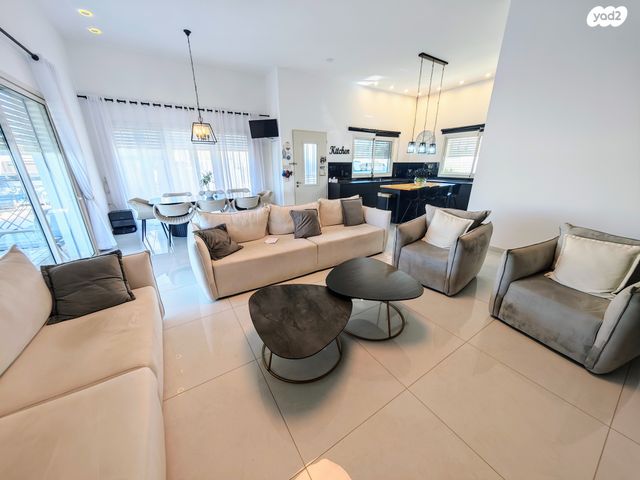 בית פרטי/ קוטג', הצבעוני, ברקן, ברקן