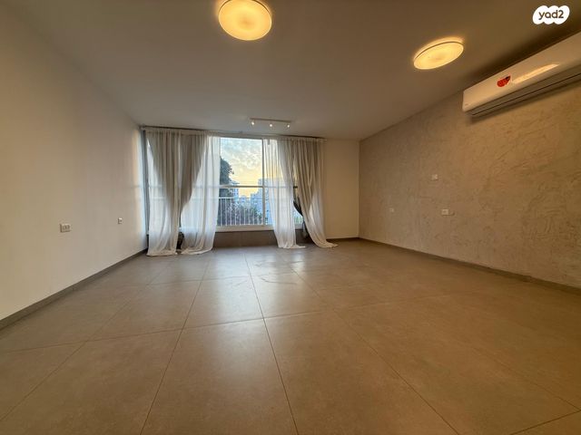 דירה, פרדריך הרמן קיש, נתניה