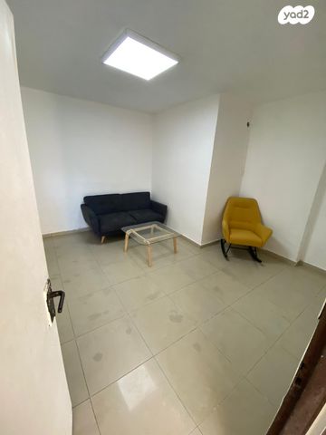 בית פרטי/ קוטג', אבן עזרא, שכונה ד', באר שבע