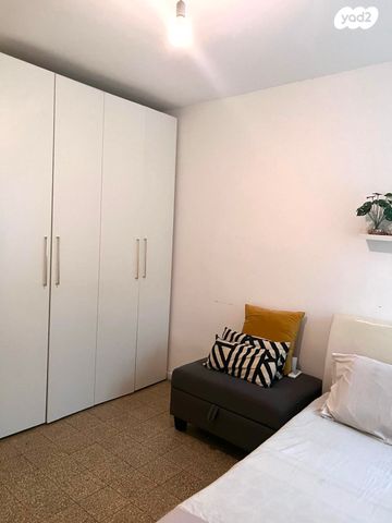 דירה, שדרות דואני, יבנה