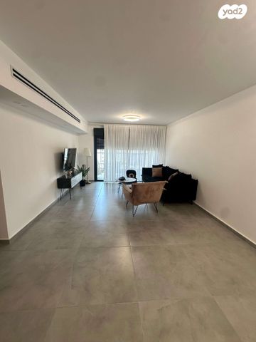 דירה, דרך הים, עיר היין, אשקלון