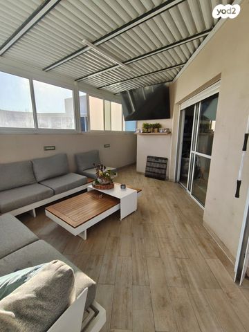 גג/ פנטהאוז, האמוראים, נאות בגין, לב יבנה, יבנה