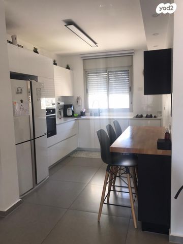 דירה, שקמים ואגמים, אשקלון