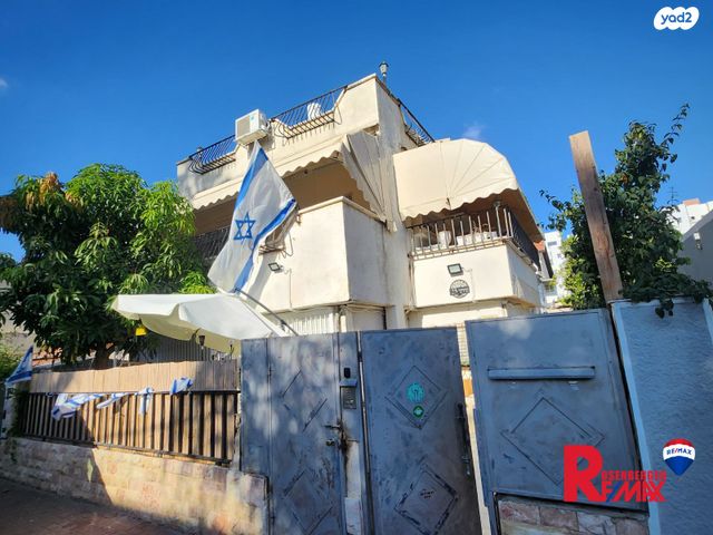 דירת גן, חיים סירני 25, נווה רמז, חולון