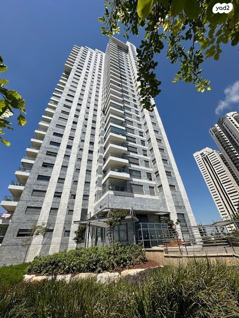 דירה, נוף הטיילת, נתניה