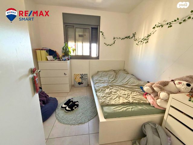 דירה, עפרה חזה, משכנות האומנים, קרית מוצקין