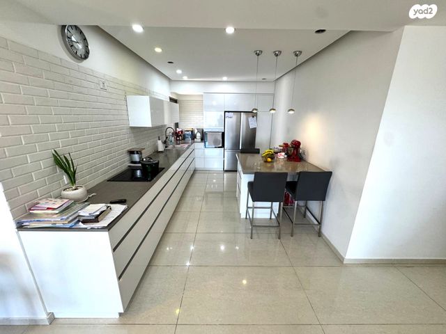 דירה, מתחם 1200, הוד השרון