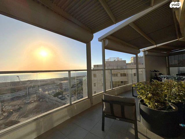 דירה, פרופ' יובל נאמן, הגוש הגדול, רמת אביב החדשה, נופי ים, תל אביב יפו