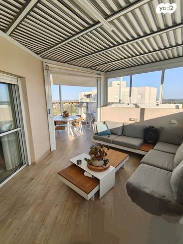 גג/ פנטהאוז, האמוראים, נאות בגין, לב יבנה, יבנה