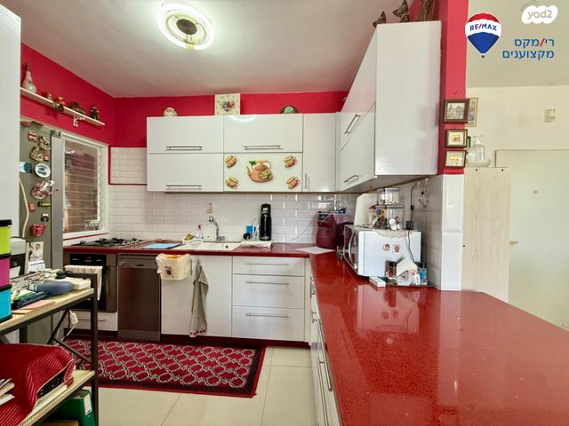 דירה, הזיתים, חדרה