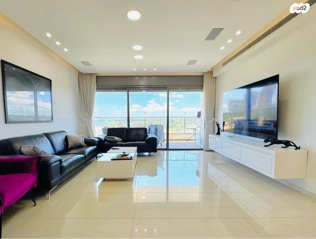 דירה, מתחם 1200, הוד השרון