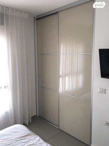 דירה, שקמים ואגמים, אשקלון