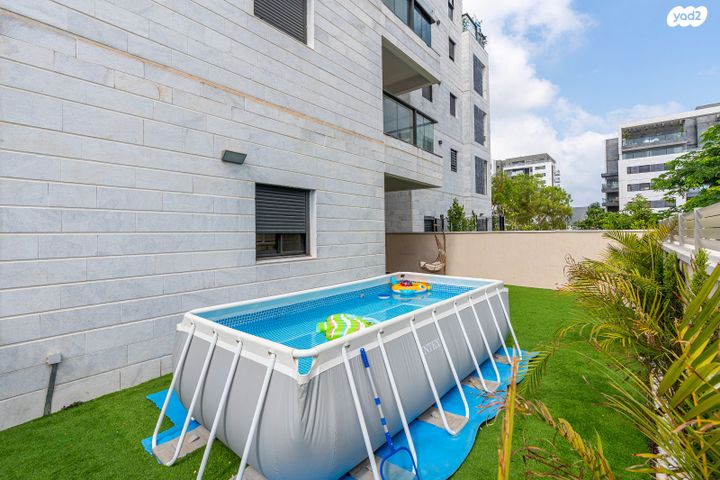 דירת גן, מור, אור ים, אור עקיבא