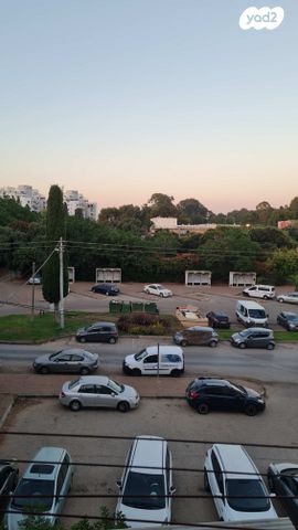 דירה, הגנה, מרכז פרדס חנה, פרדס חנה כרכור