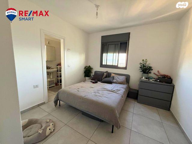 דירה, עפרה חזה, משכנות האומנים, קרית מוצקין