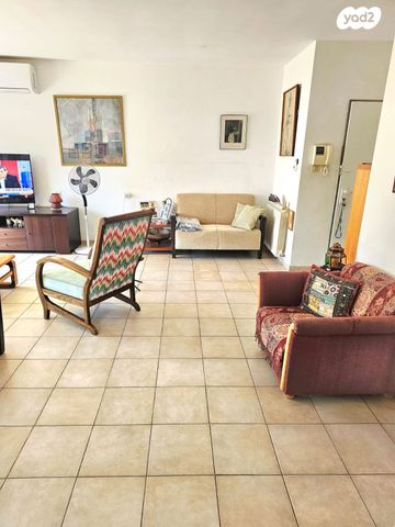 גג/ פנטהאוז, משה קול, בית הכרם, רמת בית הכרם, ירושלים