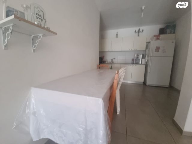 דירה, שוהם, אבני חן, חריש