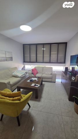 דירה, יוסף פלדמן, כפר גנים ב, פתח תקווה