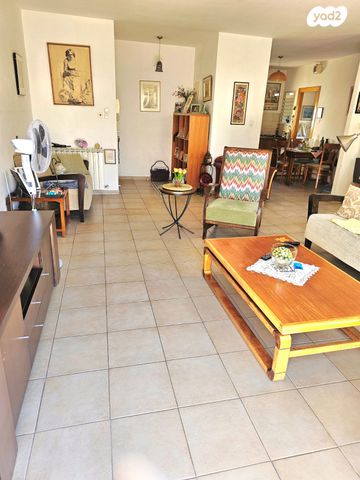 גג/ פנטהאוז, משה קול, בית הכרם, רמת בית הכרם, ירושלים