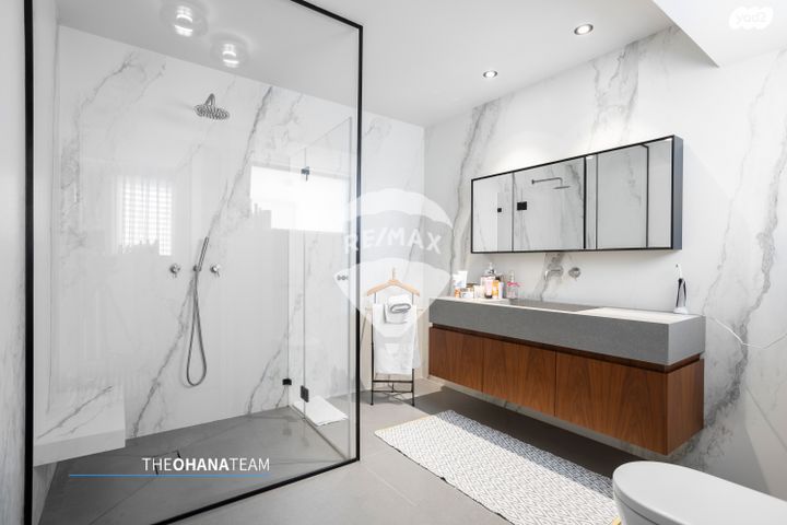 דו משפחתי, משה סנה, רמת פולג, נתניה