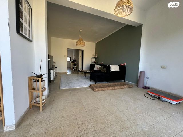 דירה, מגן אברהם 13, צפון יפו, המושבה האמריקאית-גרמנית, תל אביב יפו