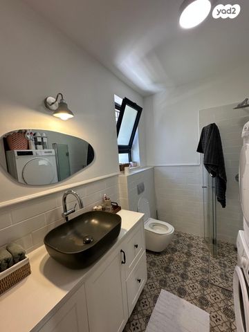 דירת גן, מבשרת ציון