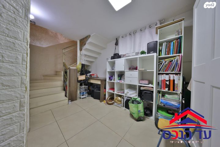 דופלקס, קרית מוצקין