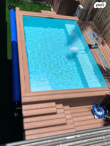 דו משפחתי, גדרה