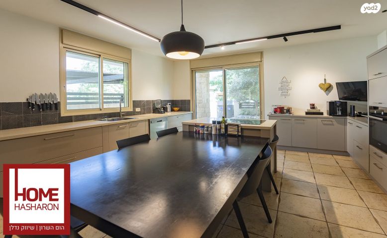 בית פרטי/ קוטג', שאול טשרניחובסקי, הוד השרון