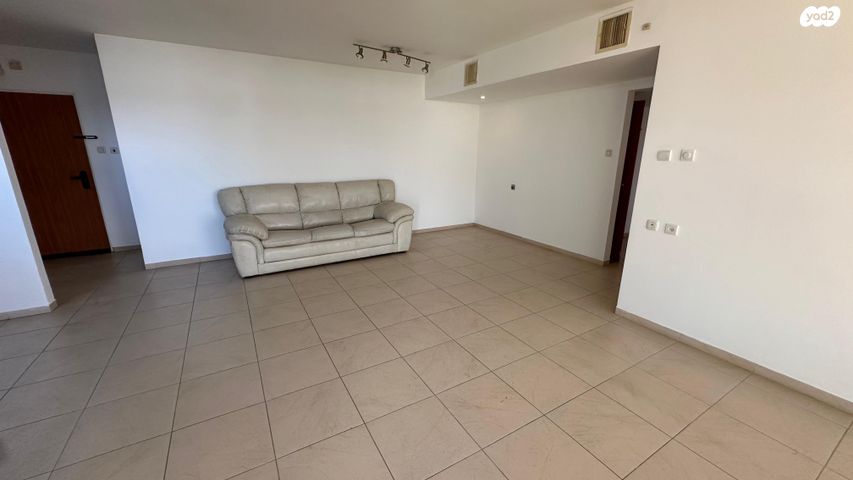 דירה, בר ניסן, נווה זאב, נאות אילן, באר שבע