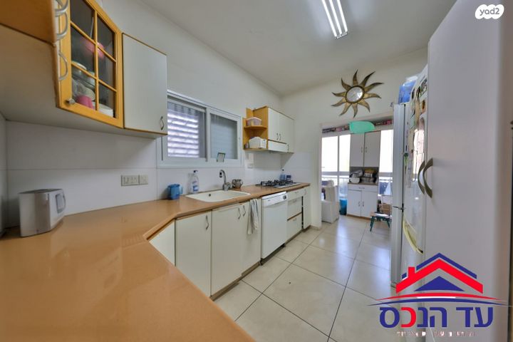 דופלקס, קרית מוצקין