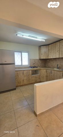 דירה, דוד רמז, דרום, צפת